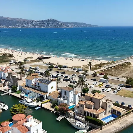 Holiday home Playa By Interhome Empuriabrava
